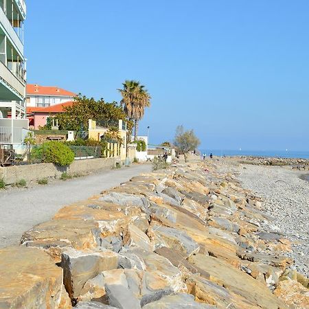Riva Beach Apartment Ріва-Ліґуре Екстер'єр фото