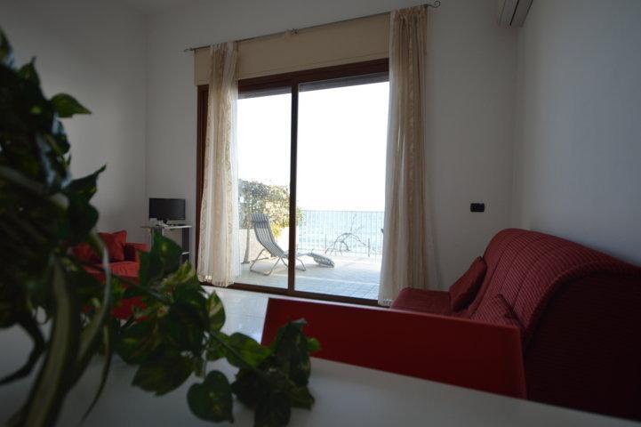 Riva Beach Apartment Ріва-Ліґуре Екстер'єр фото