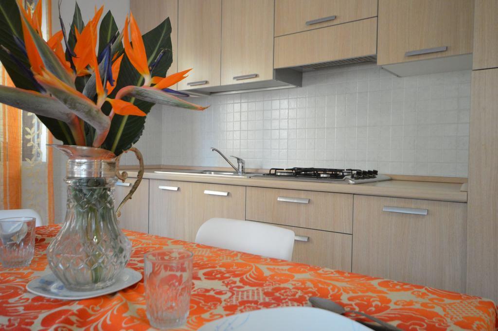 Riva Beach Apartment Ріва-Ліґуре Екстер'єр фото